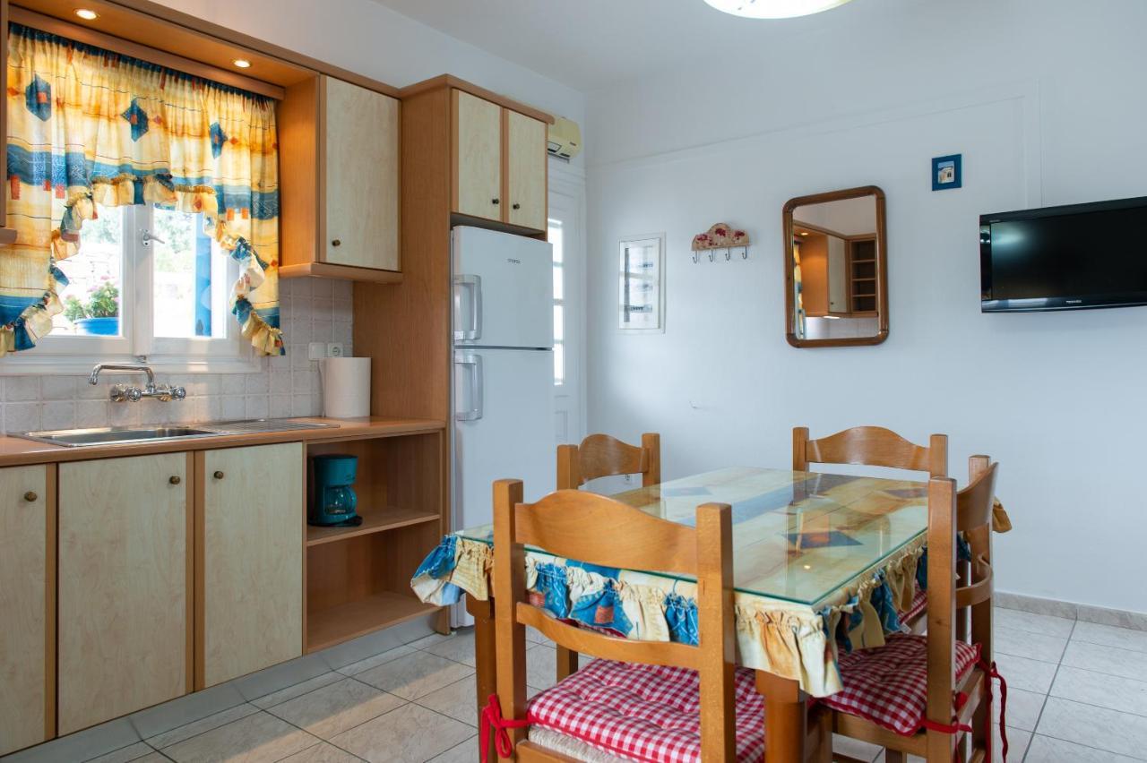 Aphrodite Holiday Home Artemonas Екстер'єр фото