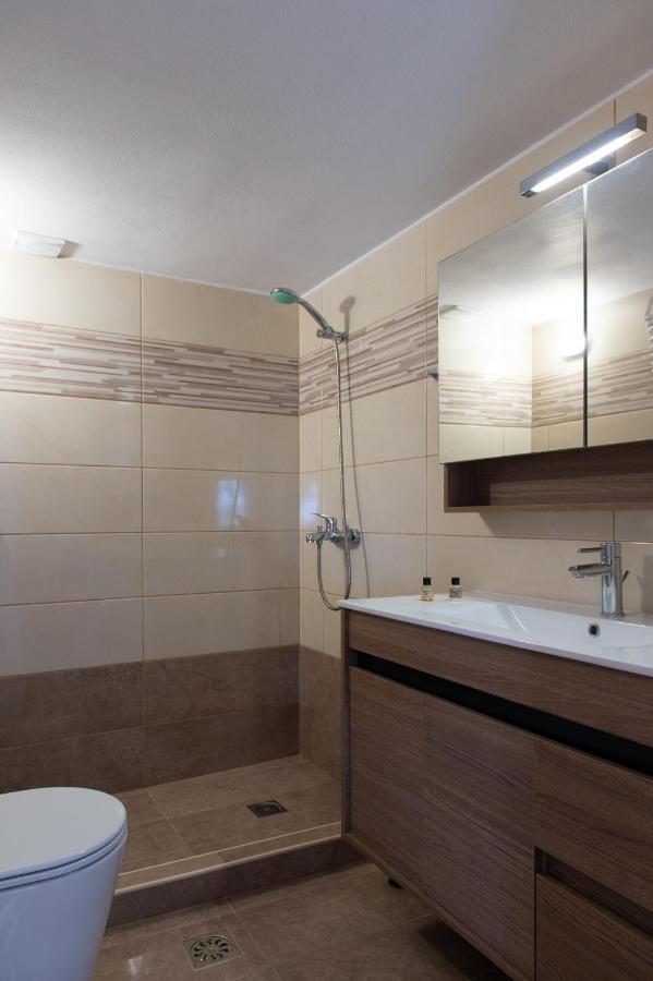 Aphrodite Holiday Home Artemonas Екстер'єр фото